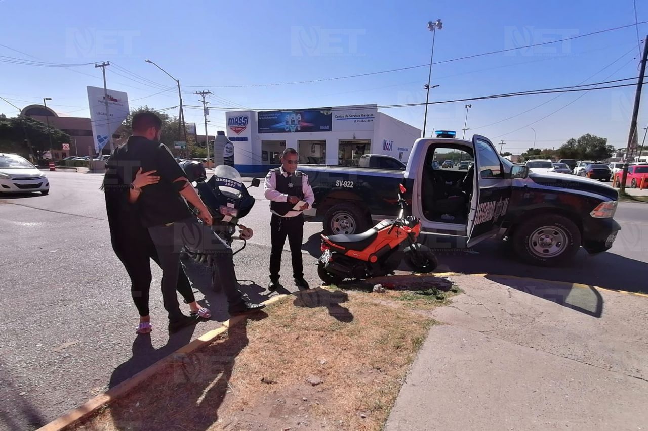 Conductora Invade Carril Contrario Y Choca Contra Motociclista