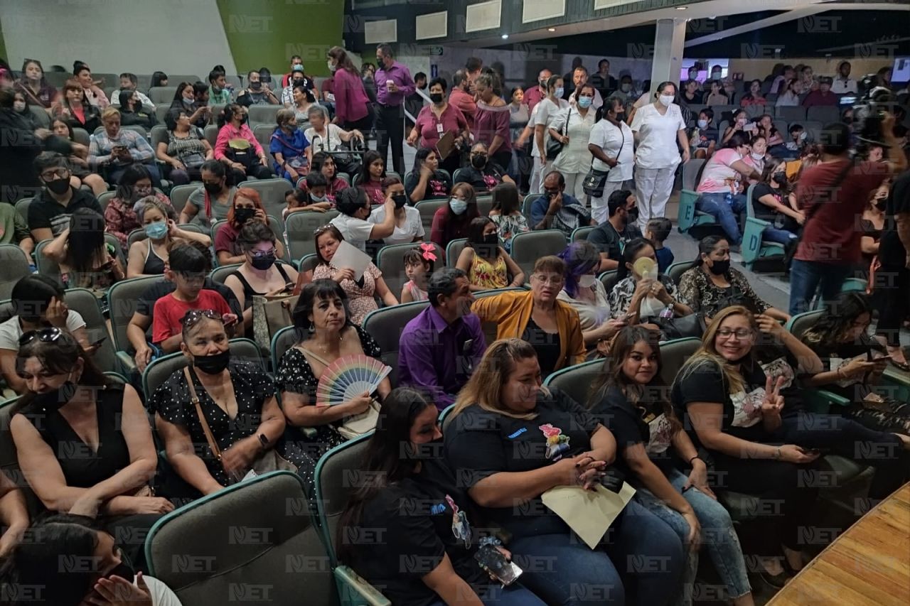 Grad An Alumnos De Talleres De Centros Comunitarios