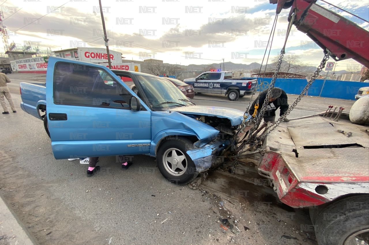 Choque Deja Dos Lesionados En El Scar Flores