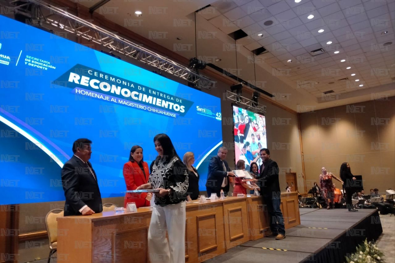 Reconocen Larga Trayectoria De Docentes