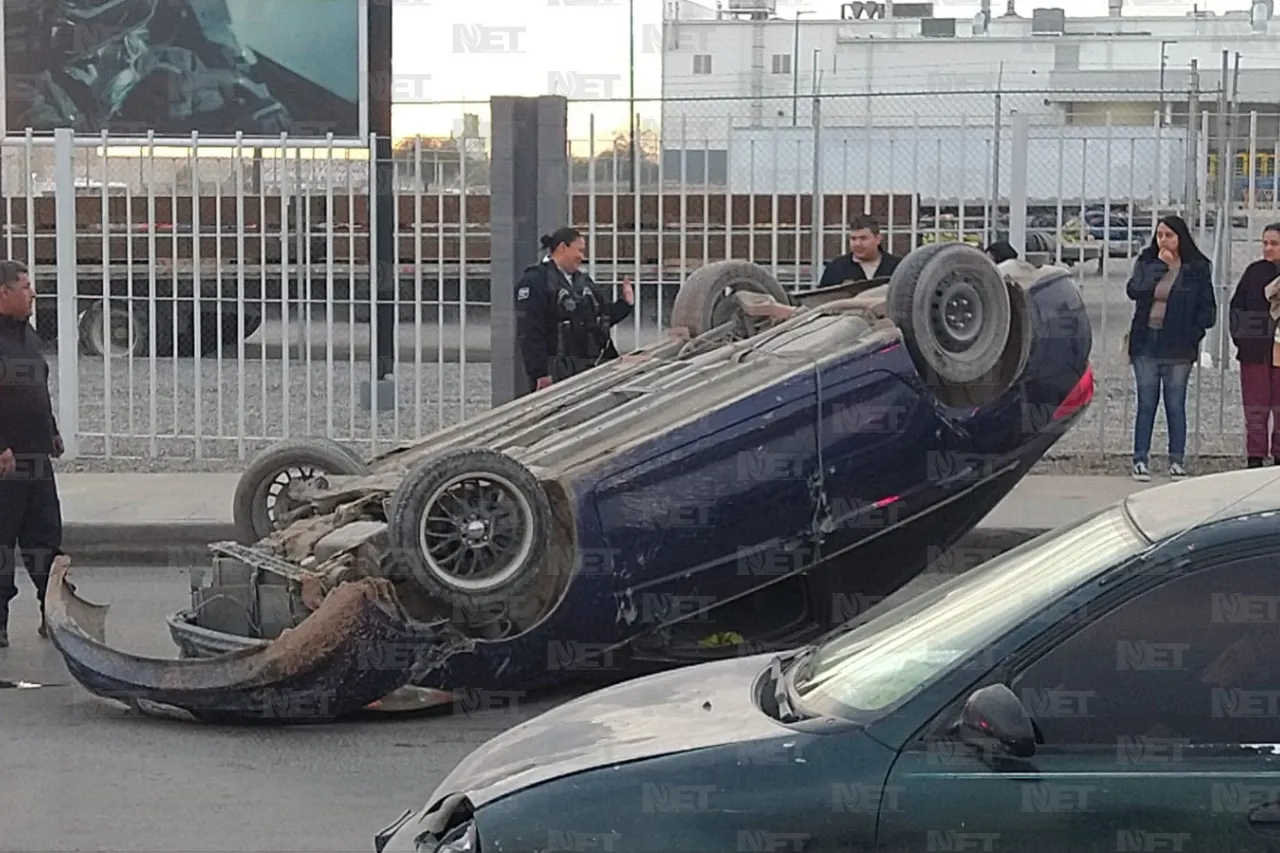 Exceso De Velocidad Provoca Choque Y Volcadura