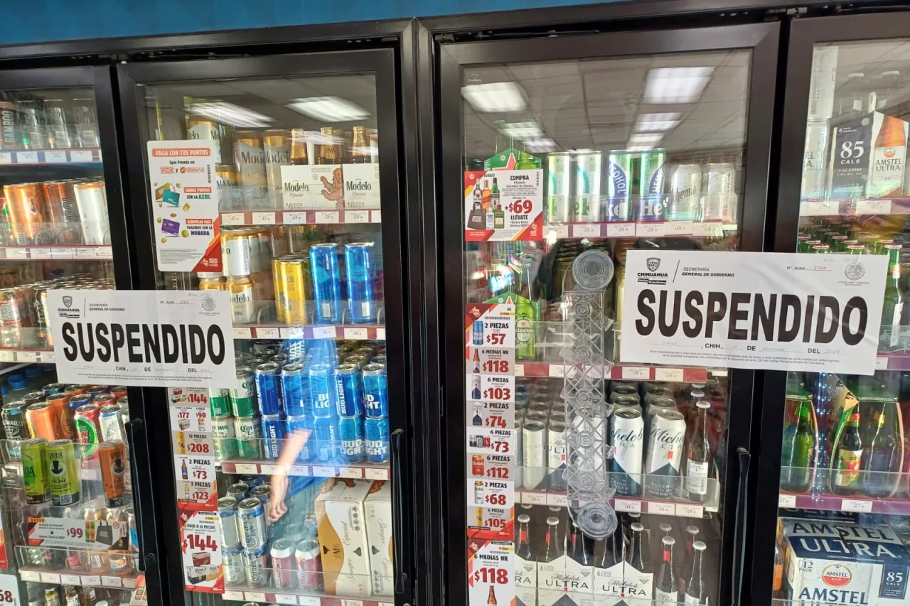 Clausuran 10 tiendas en Juárez por no tener permiso para venta de alcohol