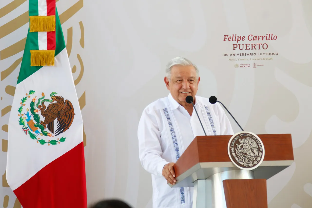 Homenajea Amlo A Felipe Carrillo Puerto En Yucat N