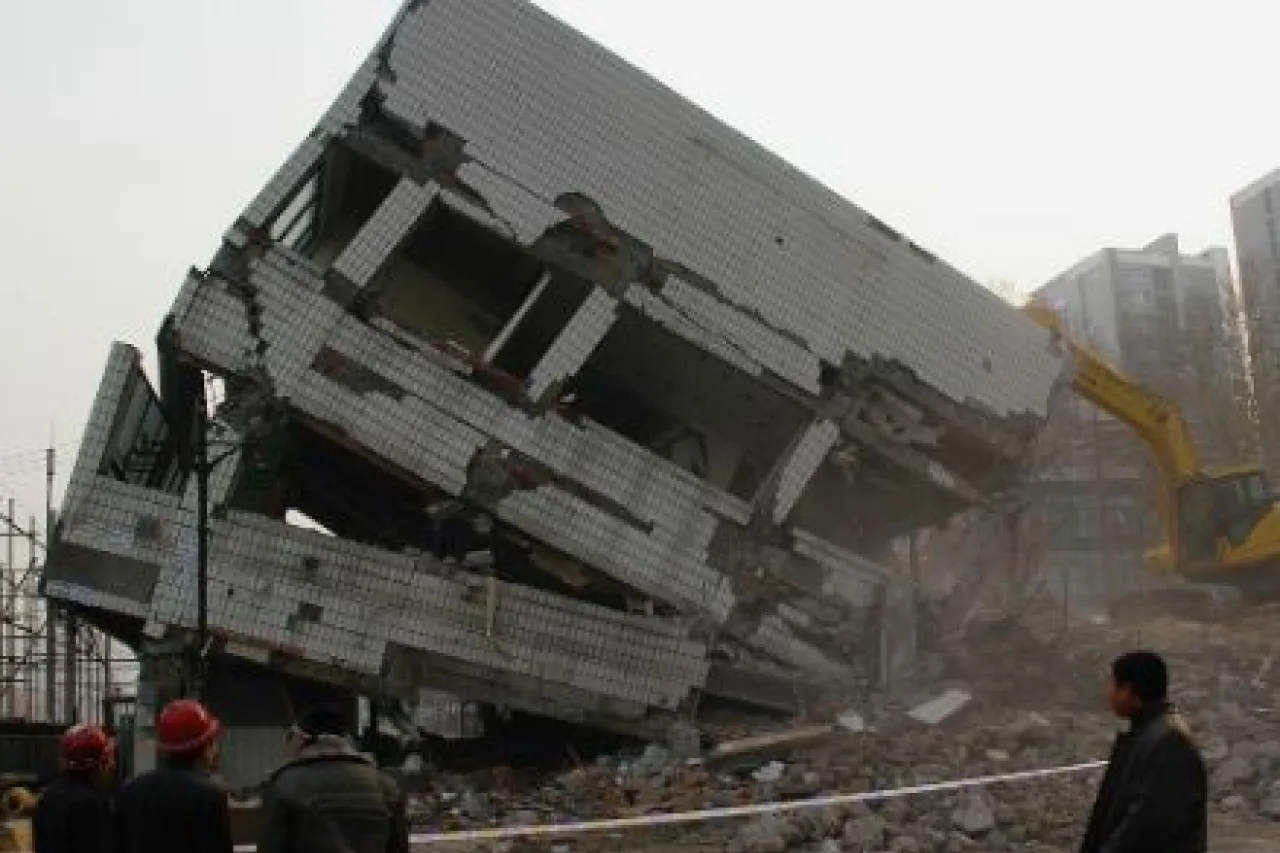 Derrumbe De Edificio En El Este De China Deja Al Menos Muertos