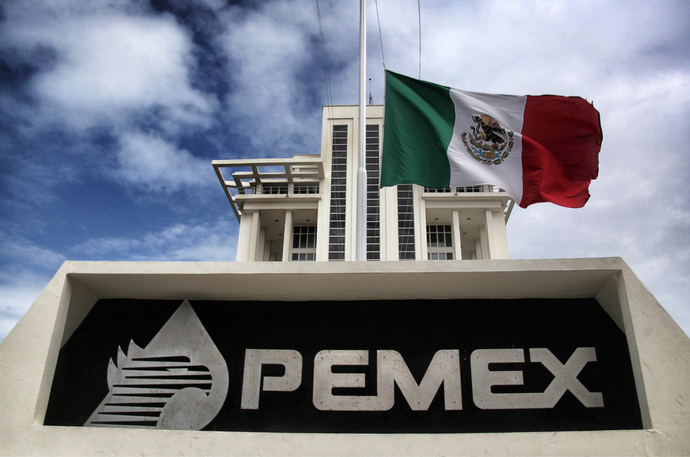Pide CCE analizar eliminación de la regulación asimétrica de Pemex