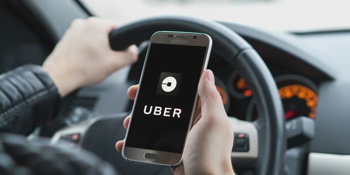 Uber silenciará a conductores para que no hablen durante el viaje