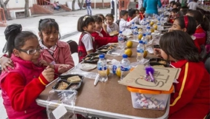 Desayunos escolares benefician a más de 200 mil menores en Jalisco