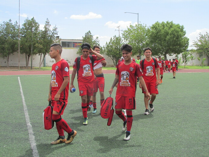 Soles se proclama campeón de su torneo