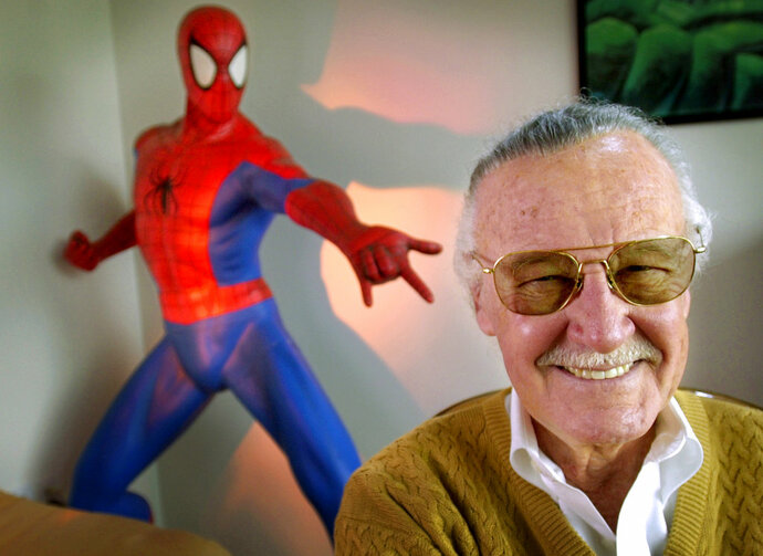 Exmánager es acusado de abusar de Stan Lee