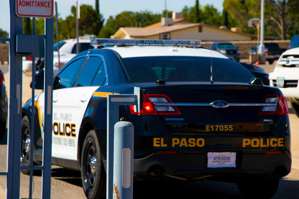 Encuentran dos cuerpos sin vida en canal de El Paso