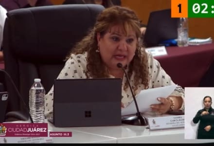 Rompe en llanto regidora por violencia infantil en Ciudad Juárez 