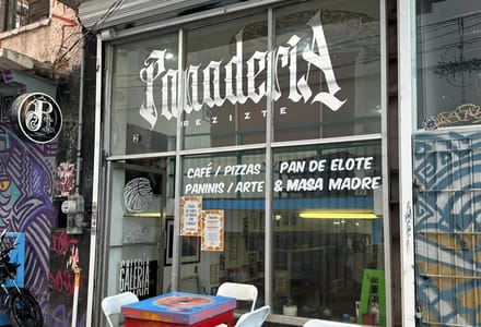 Cierra Panadería Rezizte en Juárez para enfocarse en su arte gráfico