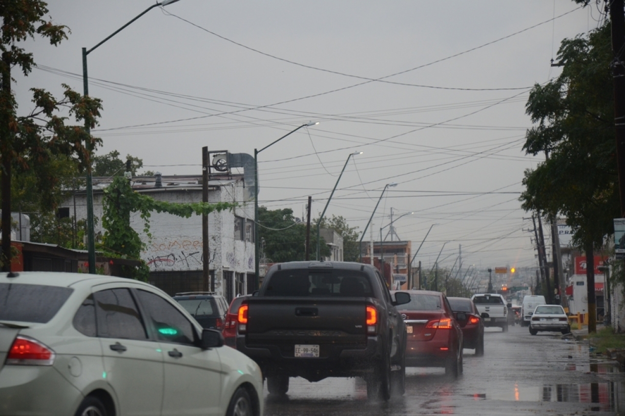 Continúa alerta por lluvias en Juárez