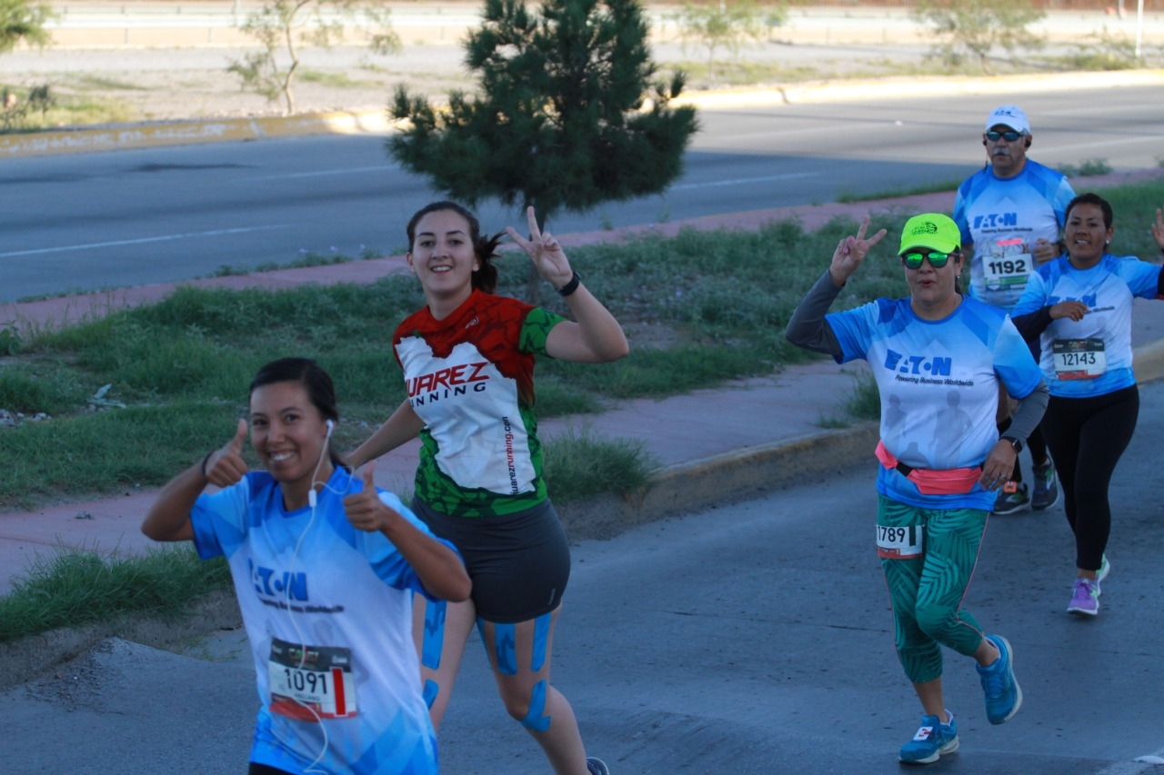 Participan 2 mil corredores en Circuito Atlético Pedestre