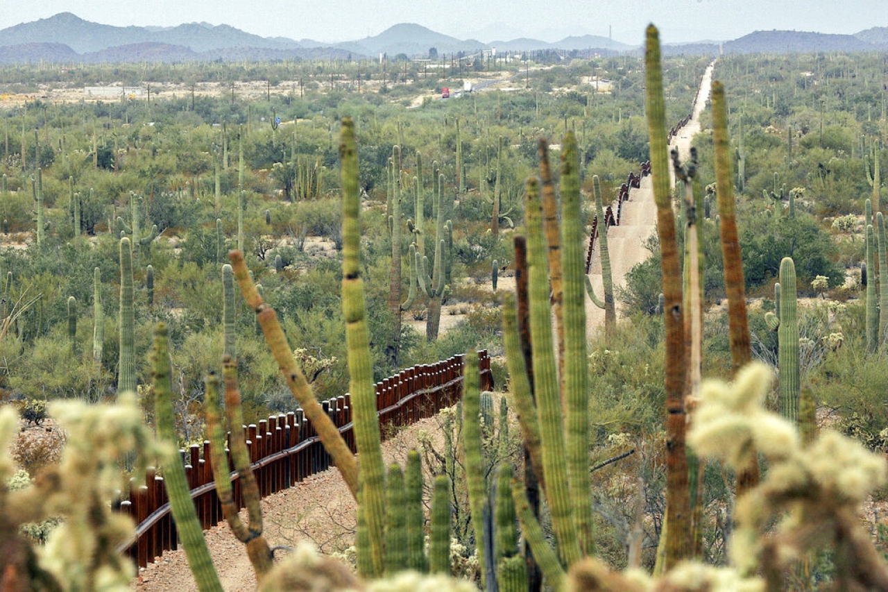 Anuncian protesta contra muro fronterizo de Arizona