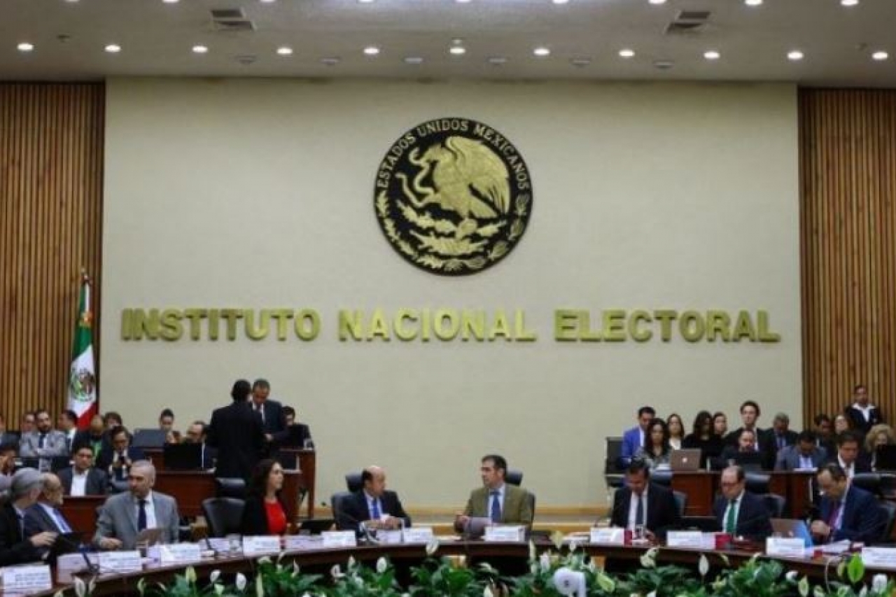 Buscan establecer control político del INE: Córdova