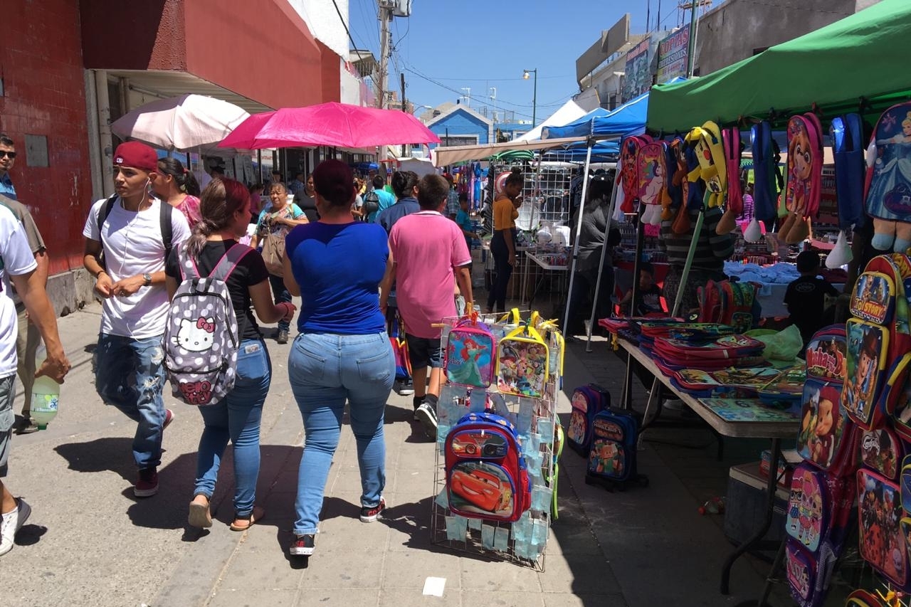 Busca Canaco que Municipio controle comercio informal