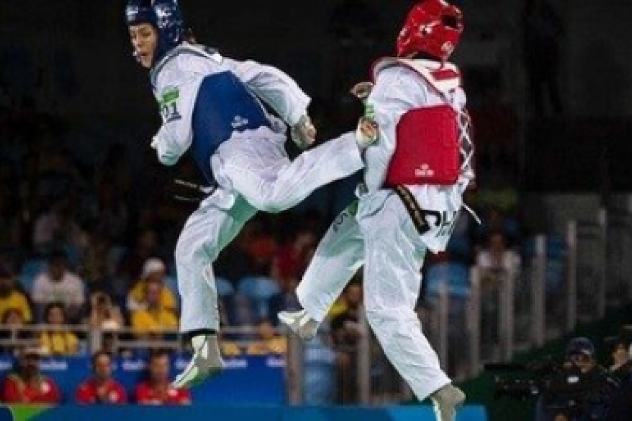 Taekwondoines mexicanos obtienen plata y oro en Francia