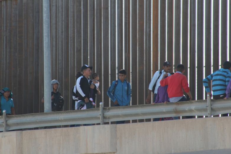 Repunta 'rebote' de cubanos a Juárez en espera de asilo en EU 
