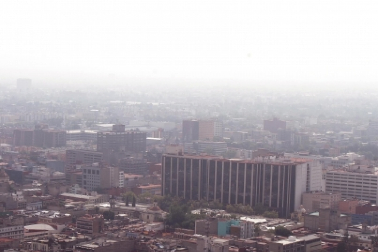Amanecen con mala calidad del aire en Ecatepec