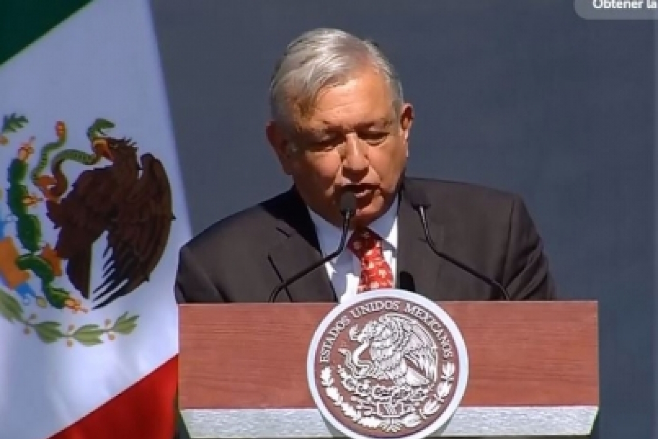 Viaja López Obrador a Monterrey para evento en el Tec