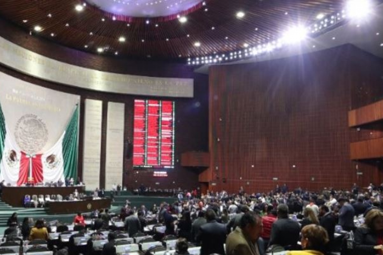 Rechazan diputados recorte de presupuesto a partidos