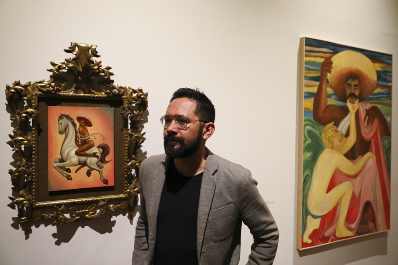 Familia de Emiliano Zapata visita polémica pintura