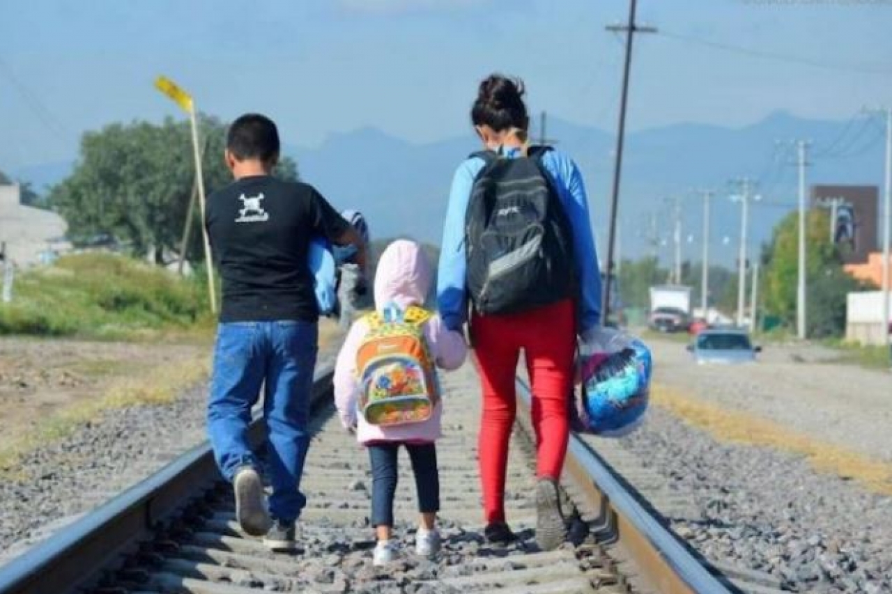 Se duplica número de niños que viajan solos de México a EU