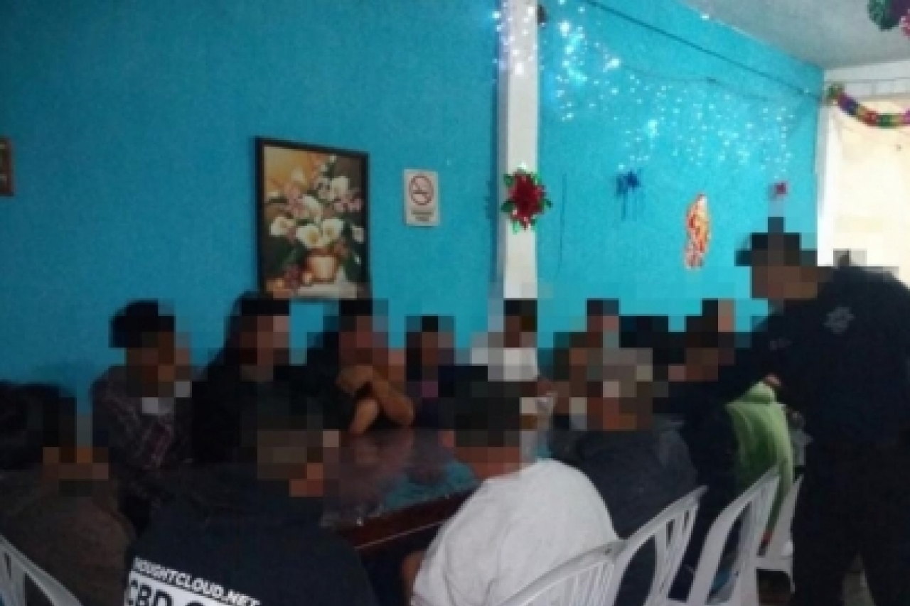 Rescatan a 15 migrantes guatemaltecos en Veracruz