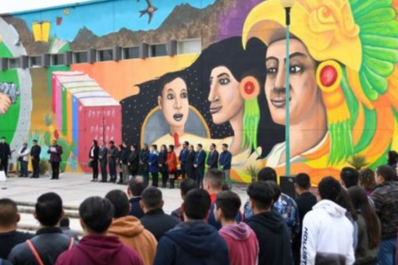 Inauguran mural por el 20 aniversario de la UTCH