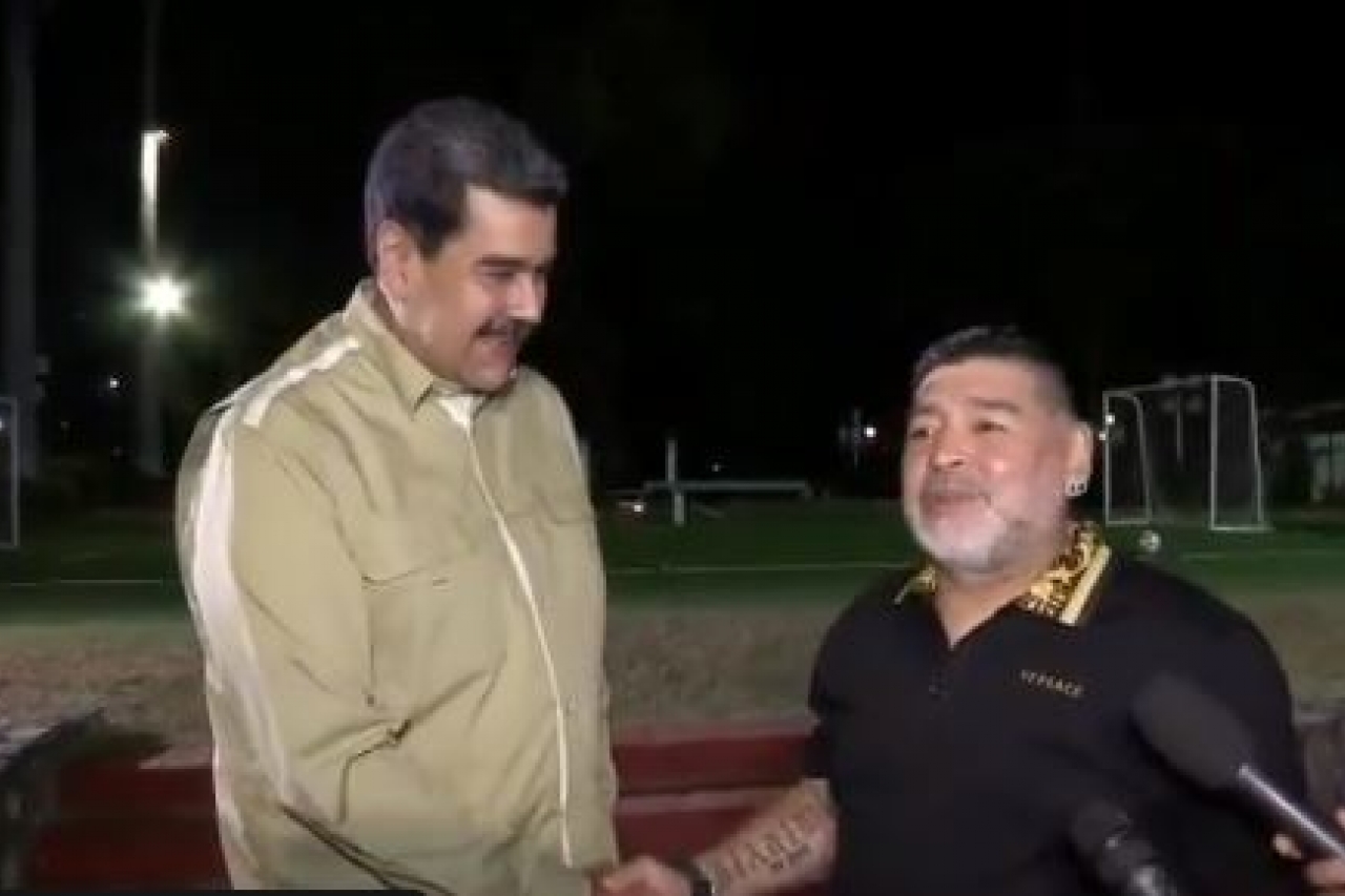 Maradona se reúne con Nicolás Maduro en Venezuela