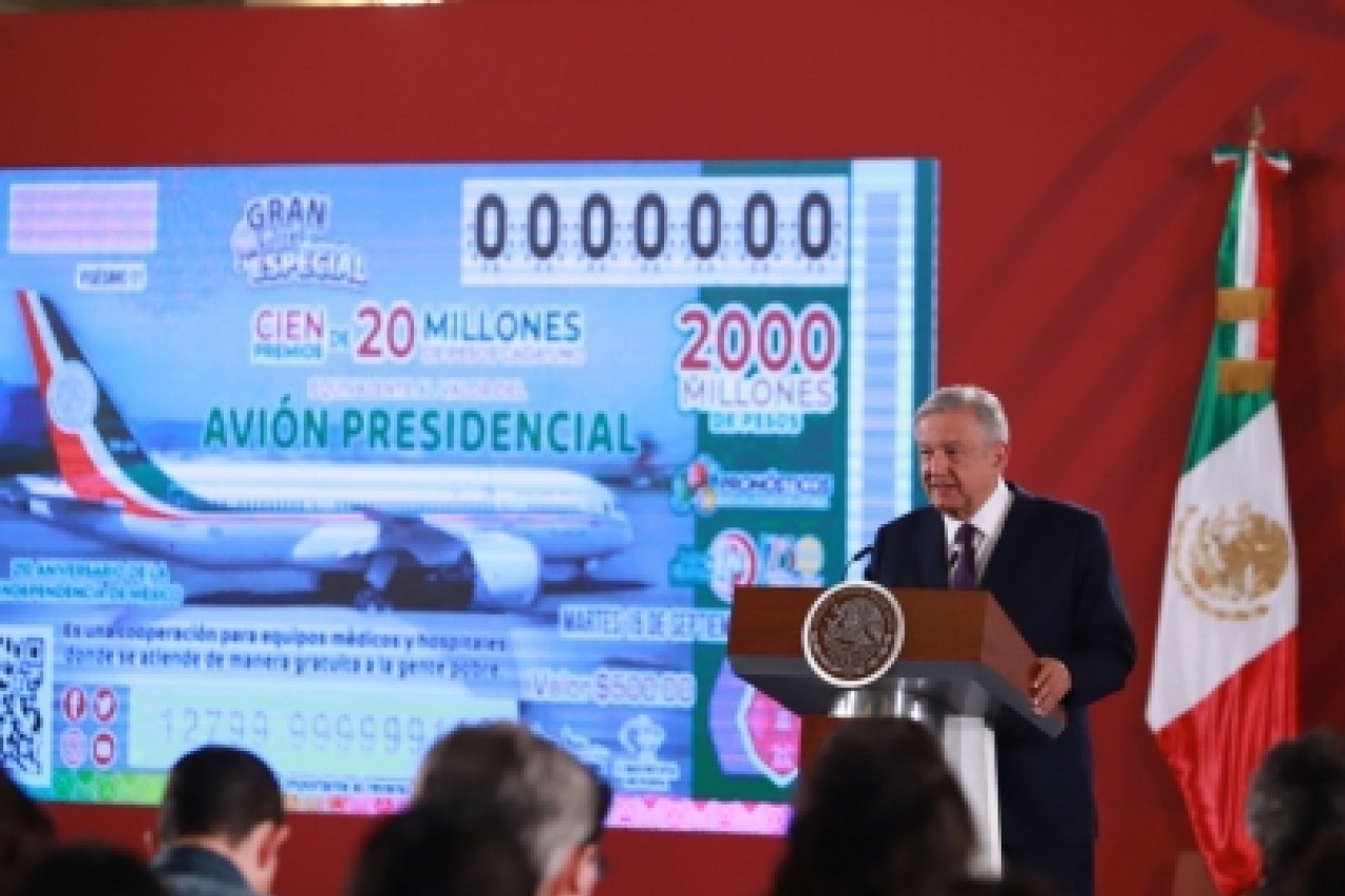 Fue voluntario, dice Obrador sobre aportación de empresarios a rifa