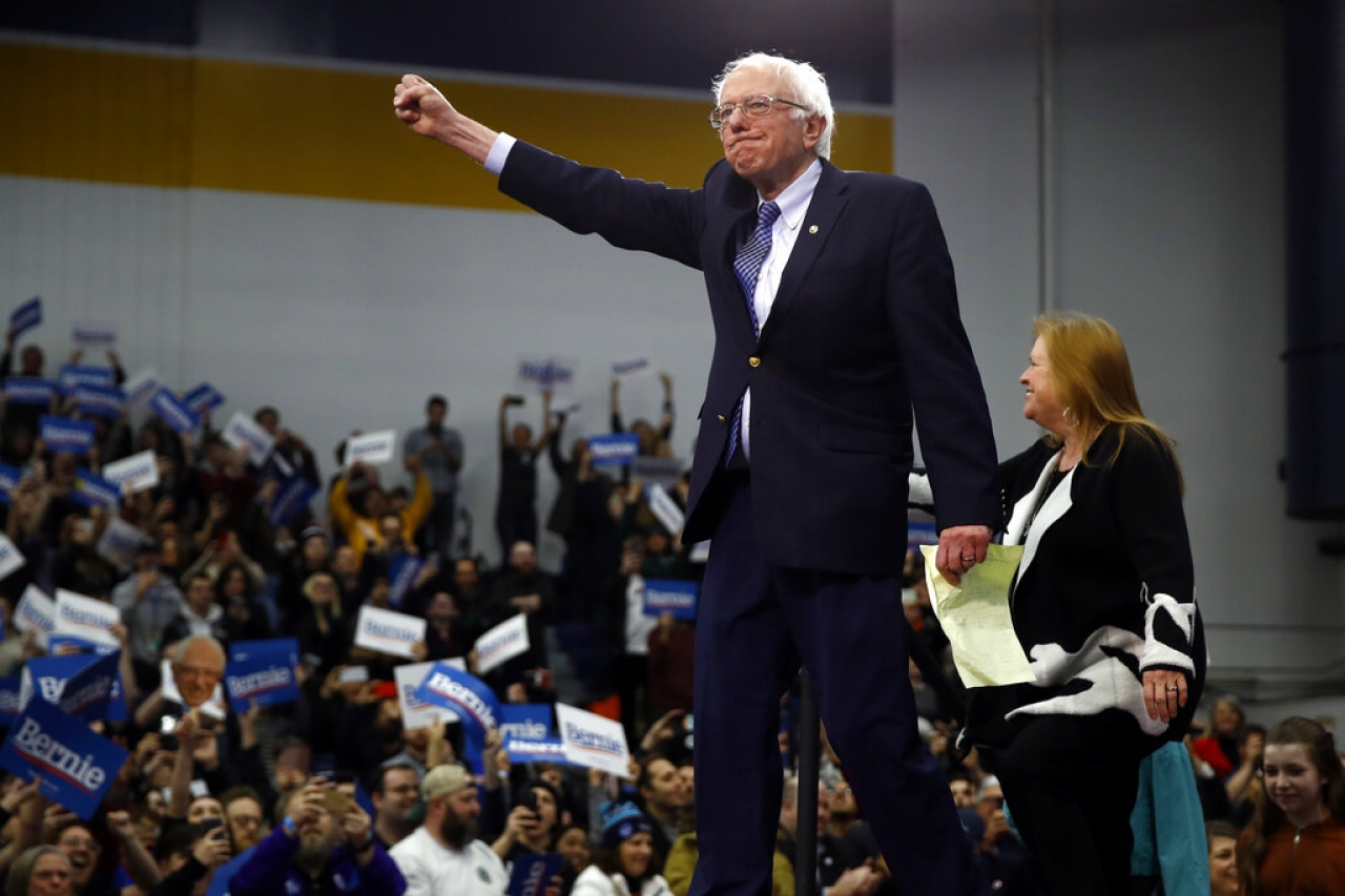 Sanders aboga por servicios de salud gratuitos en El Paso