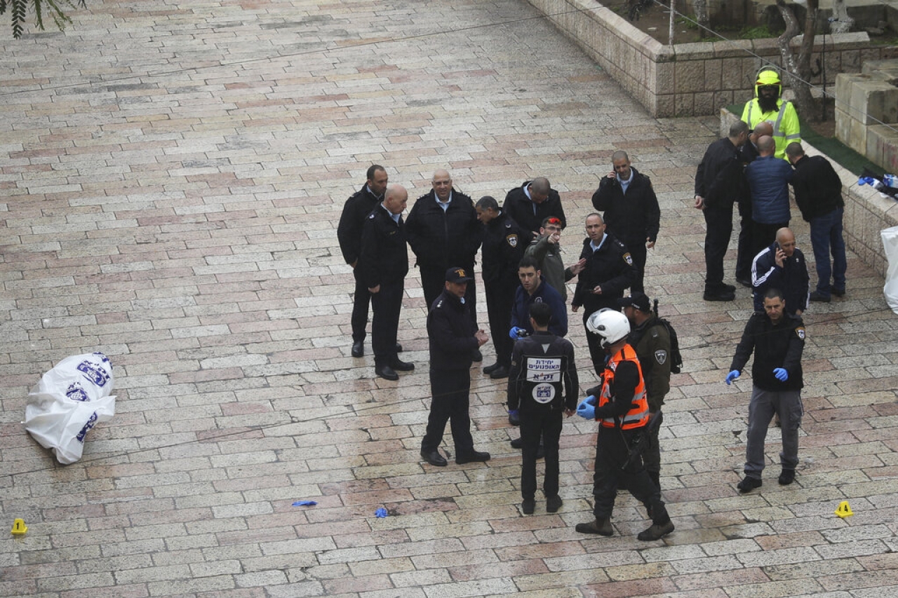 Abate Policía de Israel a presunto agresor en Ciudad Vieja