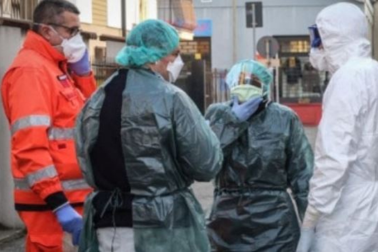 Suman 17 muertes por nuevo coronavirus fuera de China