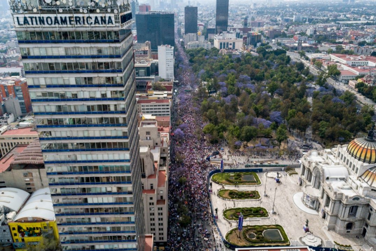 Asisten 80 mil a marcha de ayer en CDMX hay 6 detenidos