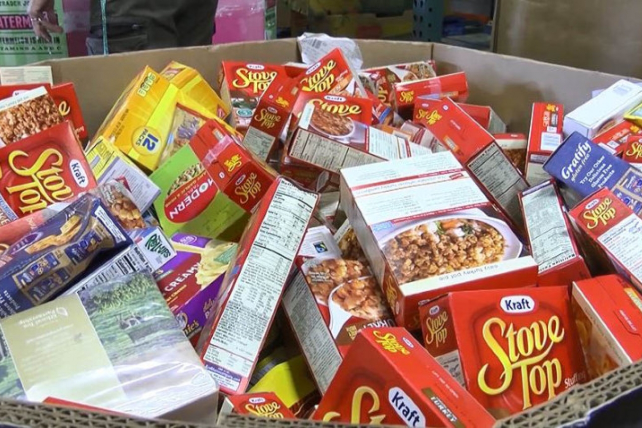 Ofrecen comida gratis a residentes de El Paso