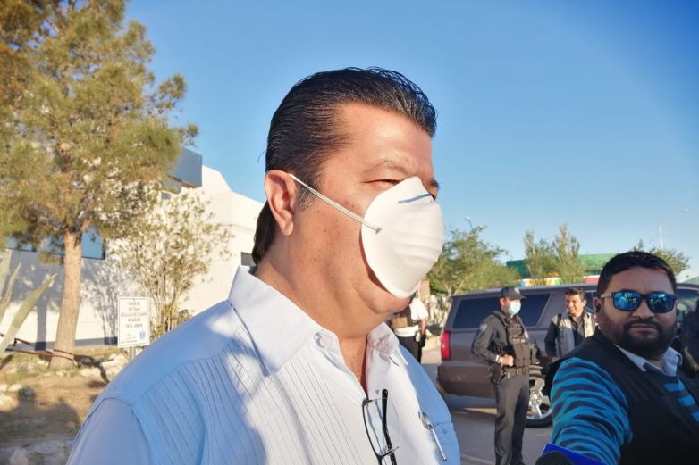 Descarta Cabada toque de queda por coronavirus en Juárez