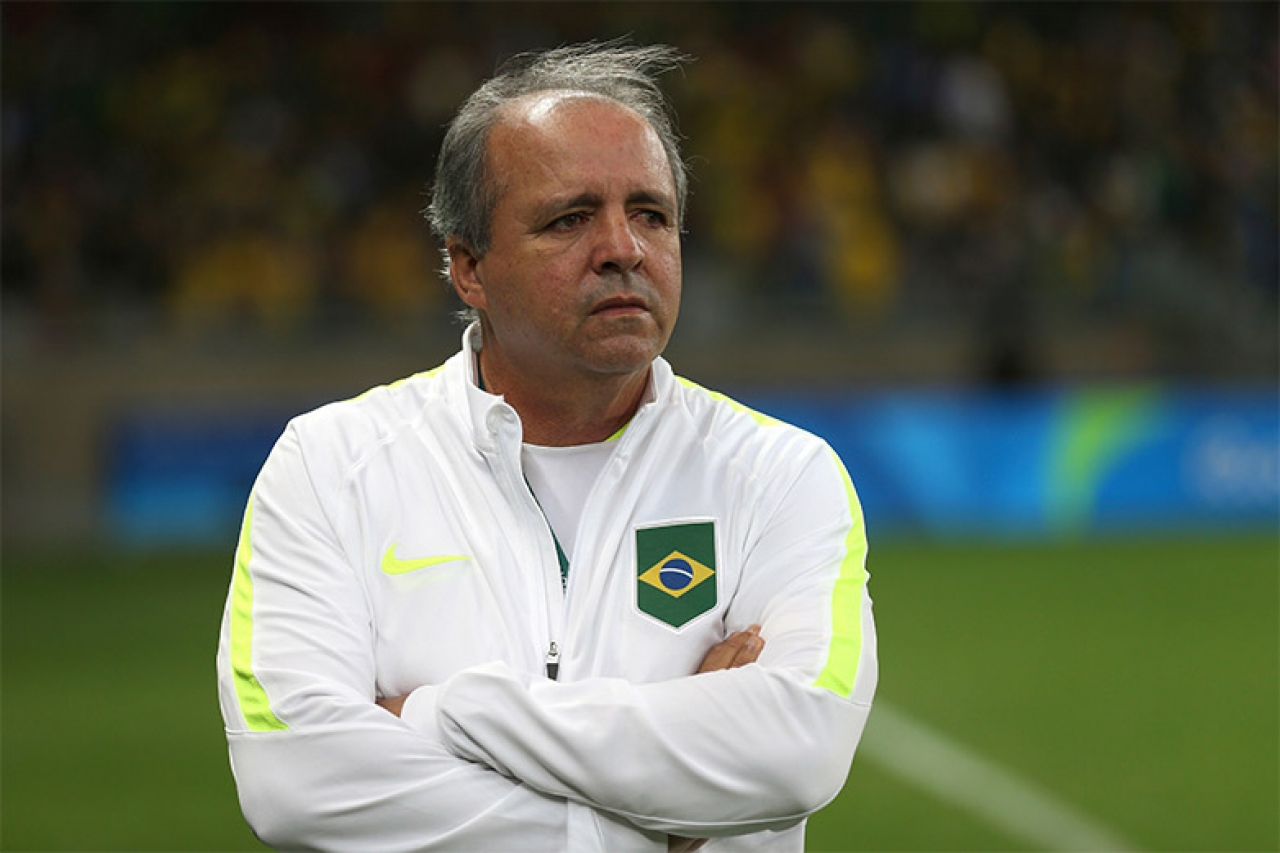 Muere exentrenador de la selección femenina de futbol de Brasil