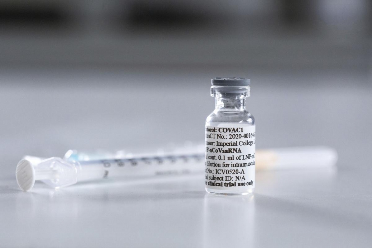 Vacuna contra Covid llegaría a México en diciembre