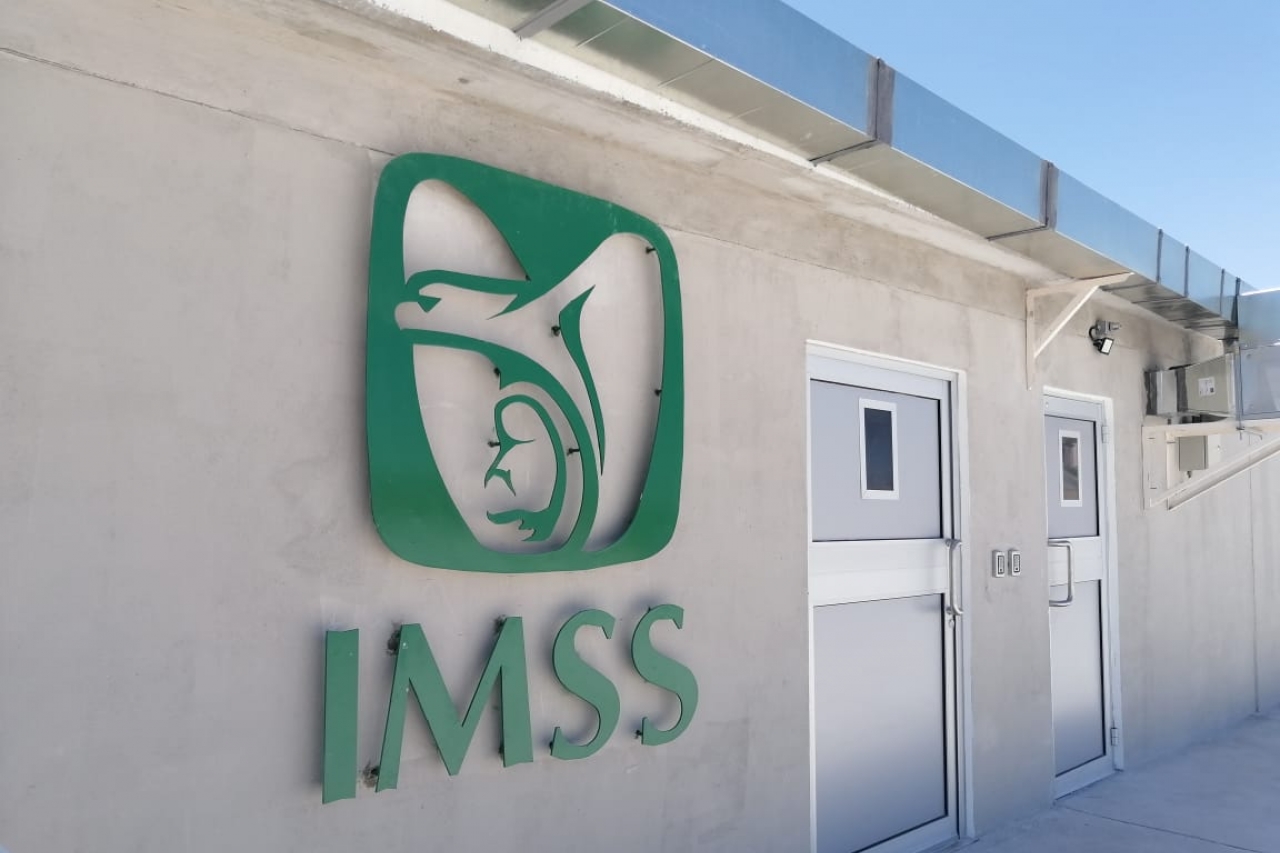 Construyen nueva área en hospital de recuperación Covid del Imss