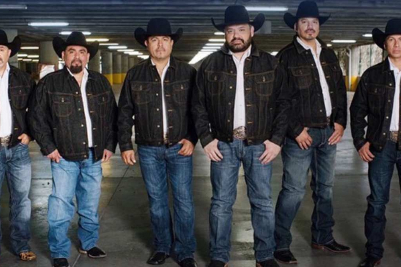 Intocable ofrece primer concierto 'drive in' en El Paso