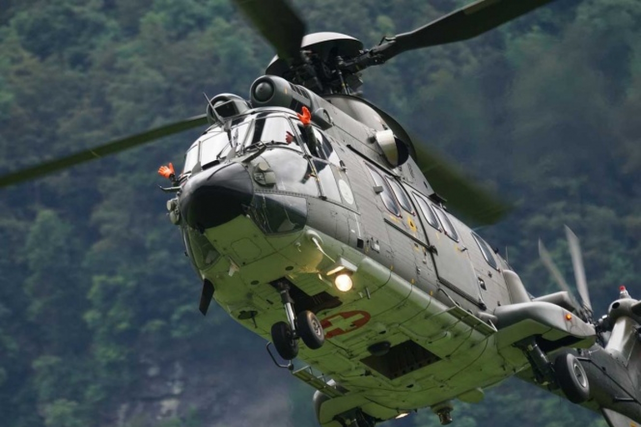 Desaparece helicóptero en la Amazonía peruana; llevaba alimentos