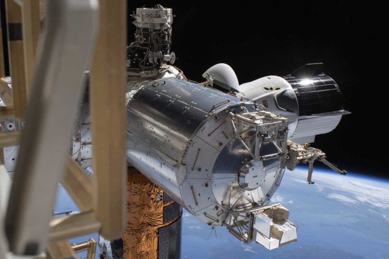 Astronautas se alistan para volver a casa en nave de SpaceX