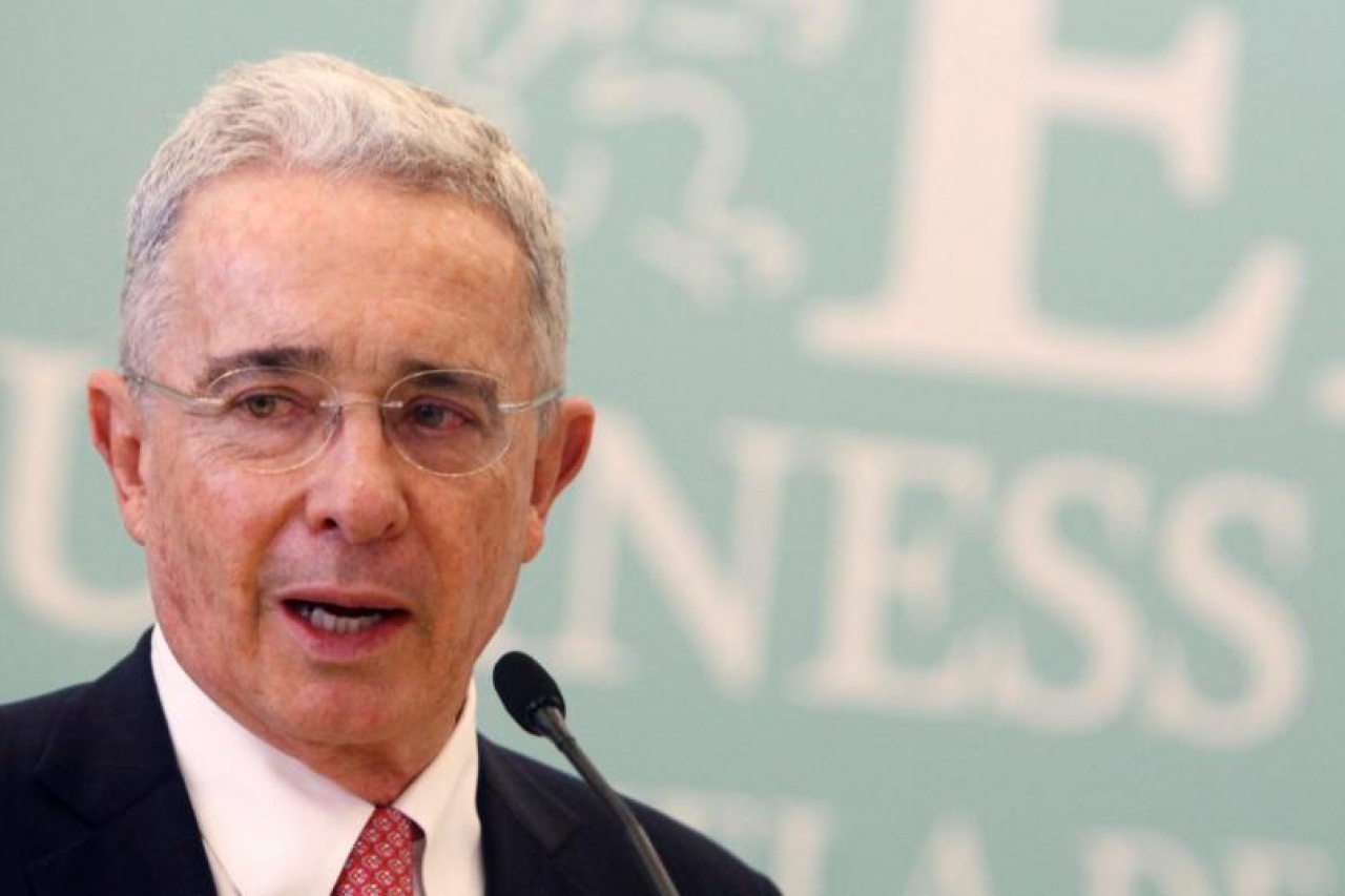 Detienen al expresidente colombiano Álvaro Uribe