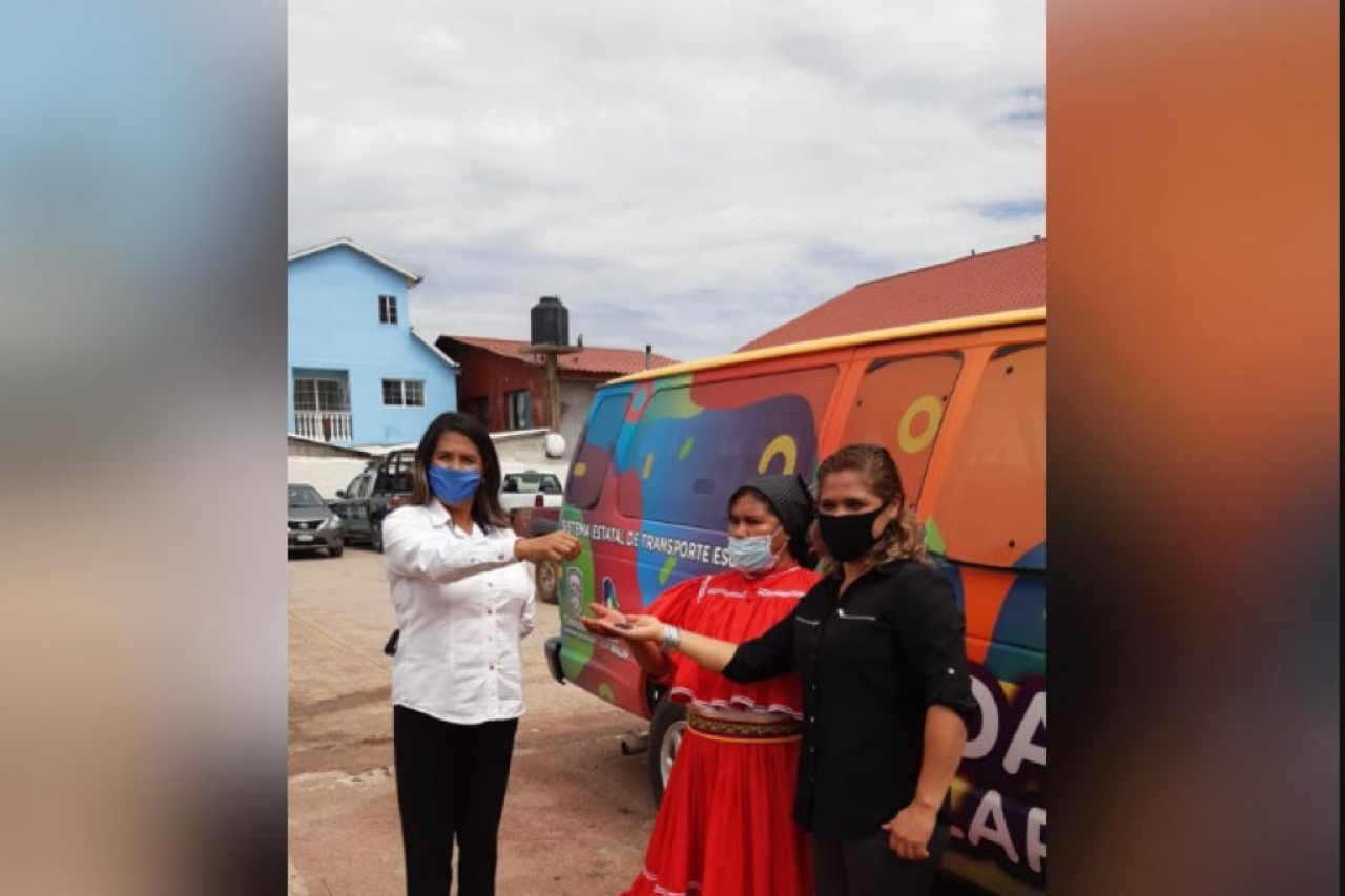Donan Estado vehículo a Telesecundaria de Guachochi