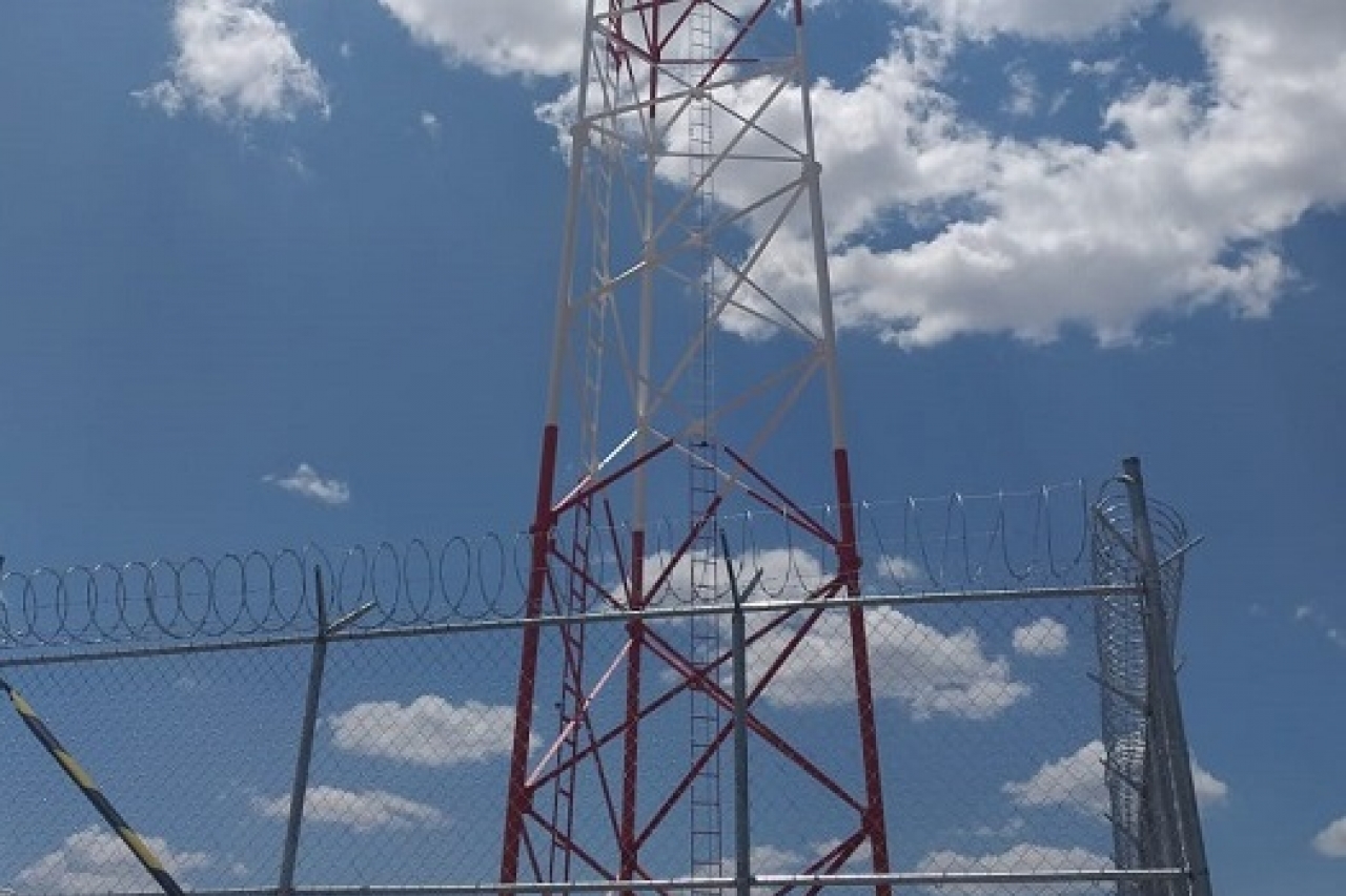 Instalan en Valle de Allende primera torre de Plan de Conectividad