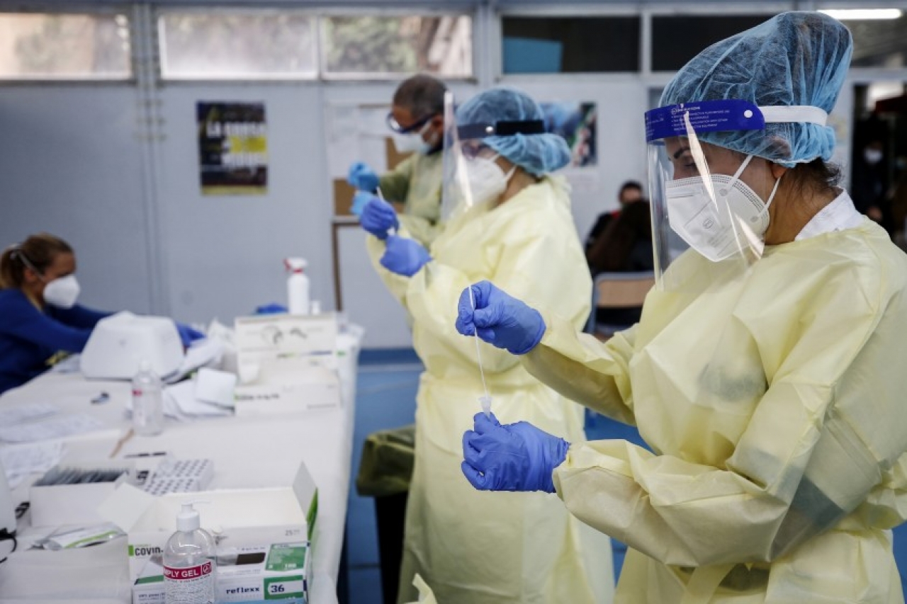Rusia reporta 8 mil 135 nuevos casos de coronavirus en un día