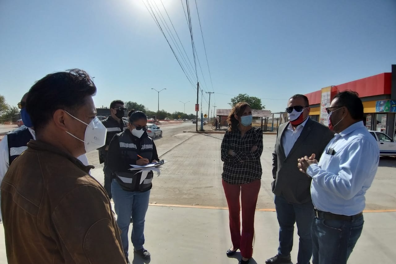 Supervisan avances en obras de la carretera Juárez-Porvenir