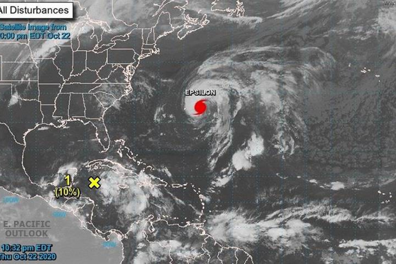 Nueva tormenta se aproxima al caribe mexicano